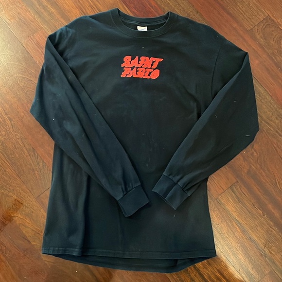 Yeezy Saint Pablo Tour Kim Kardashian - Picture 2 of 3